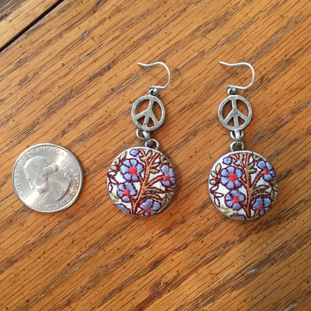 Lucky Brand Blue Floral Embroidered Peace Sign Dangle Earrings - Picture 5 of 6